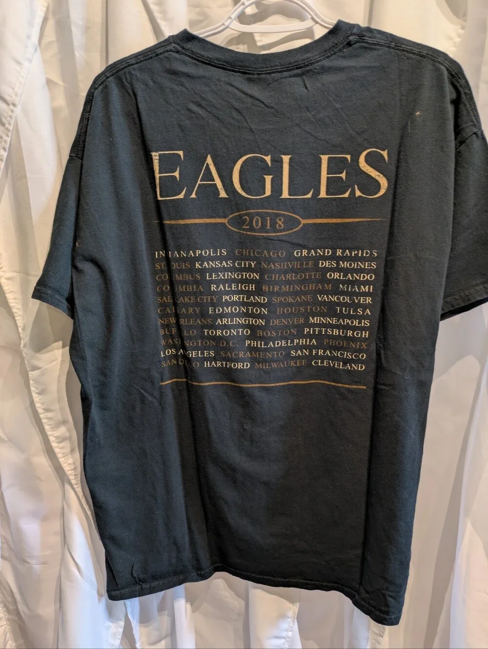 3 Eagles 2018 North American Concert Tour Guitar Tee XL